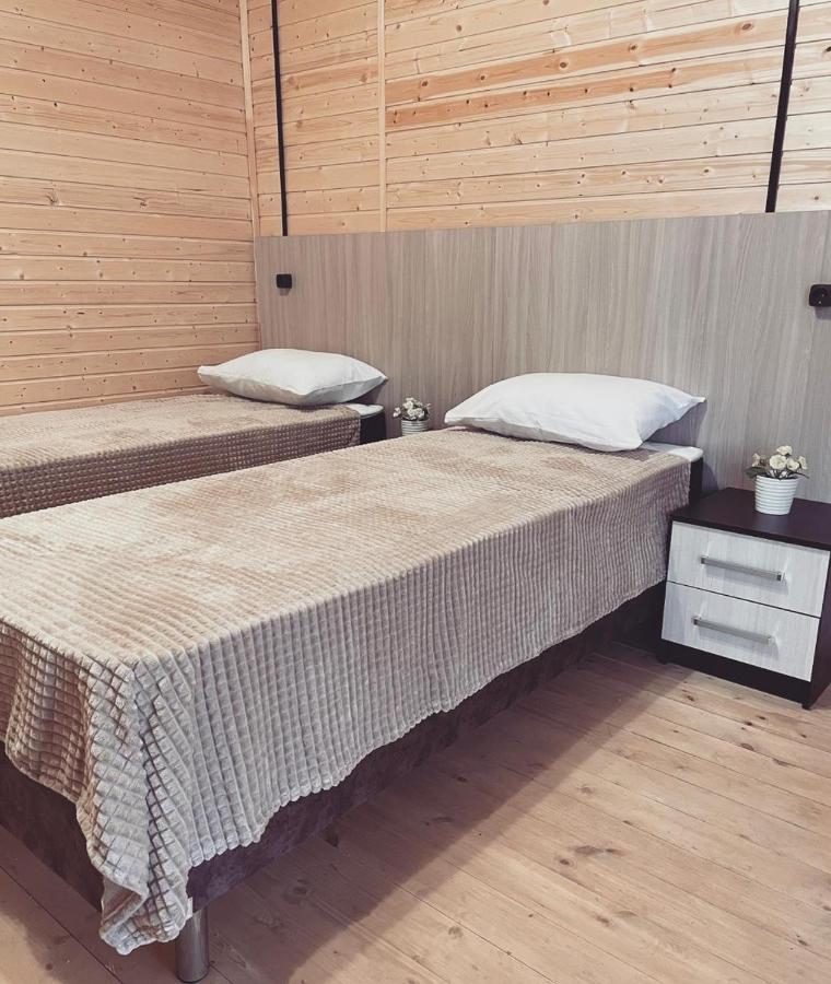 Hotel Askar Alakhadze Екстериор снимка