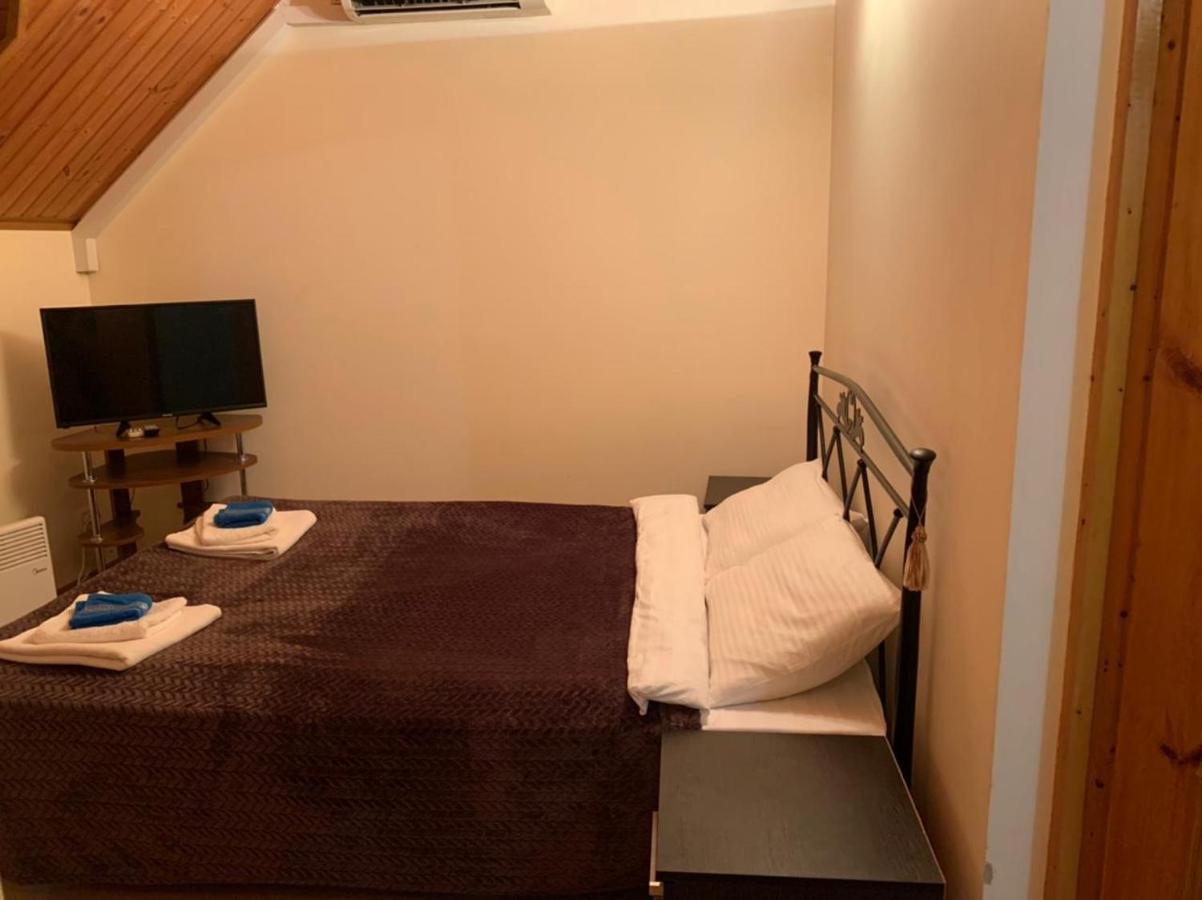 Hotel Askar Alakhadze Екстериор снимка