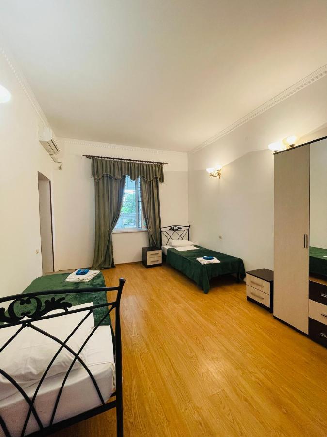 Hotel Askar Alakhadze Екстериор снимка